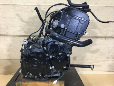 Двигатель для мотоцикла SUZUKI GSR 750 R751